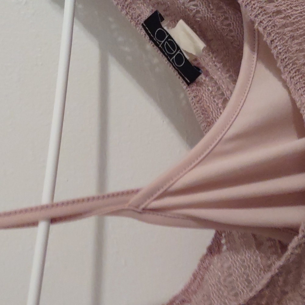Woman's top - Picture 2 of 2